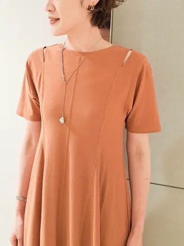 GRACE CONTINENTAL 今野　志保 コーディネート画像