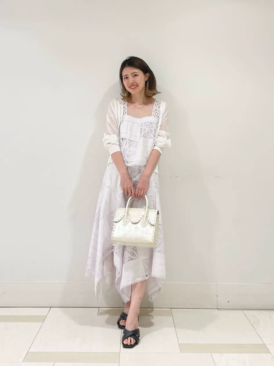 GRACE CONTINENTAL minami コーディネート画像