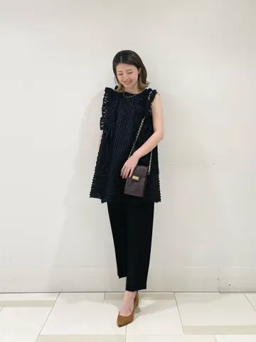 GRACE CONTINENTAL minami コーディネート画像
