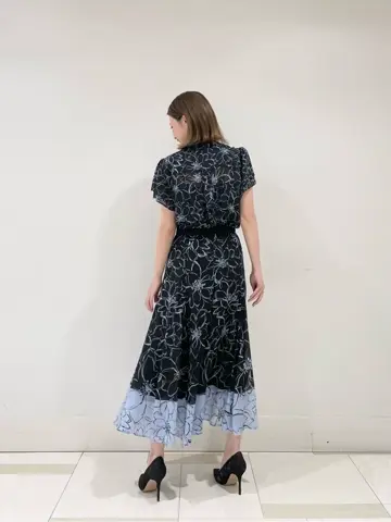 GRACE CONTINENTAL minami コーディネート画像