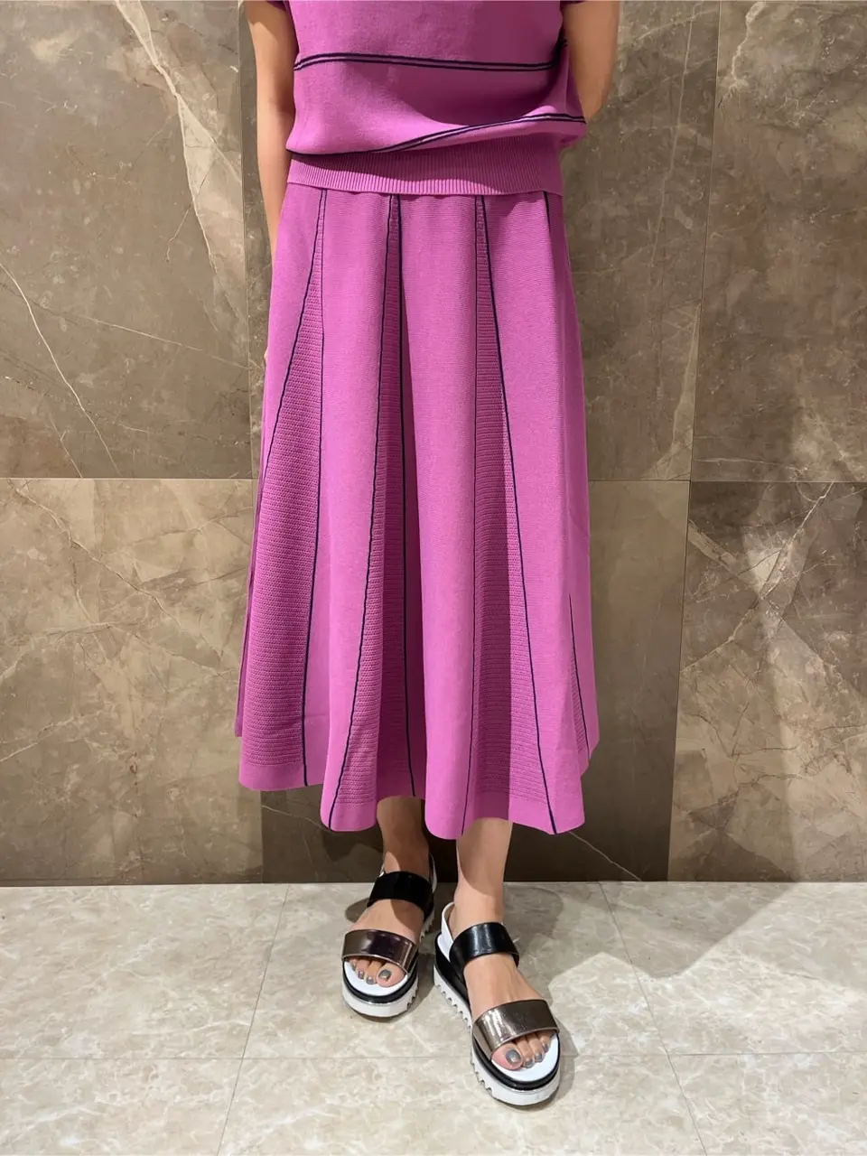 GRACE CONTINENTAL 穐山　香織 コーディネート画像