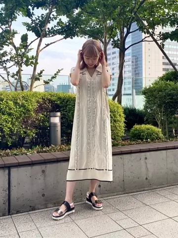 GRACE CONTINENTAL Abe コーディネート画像