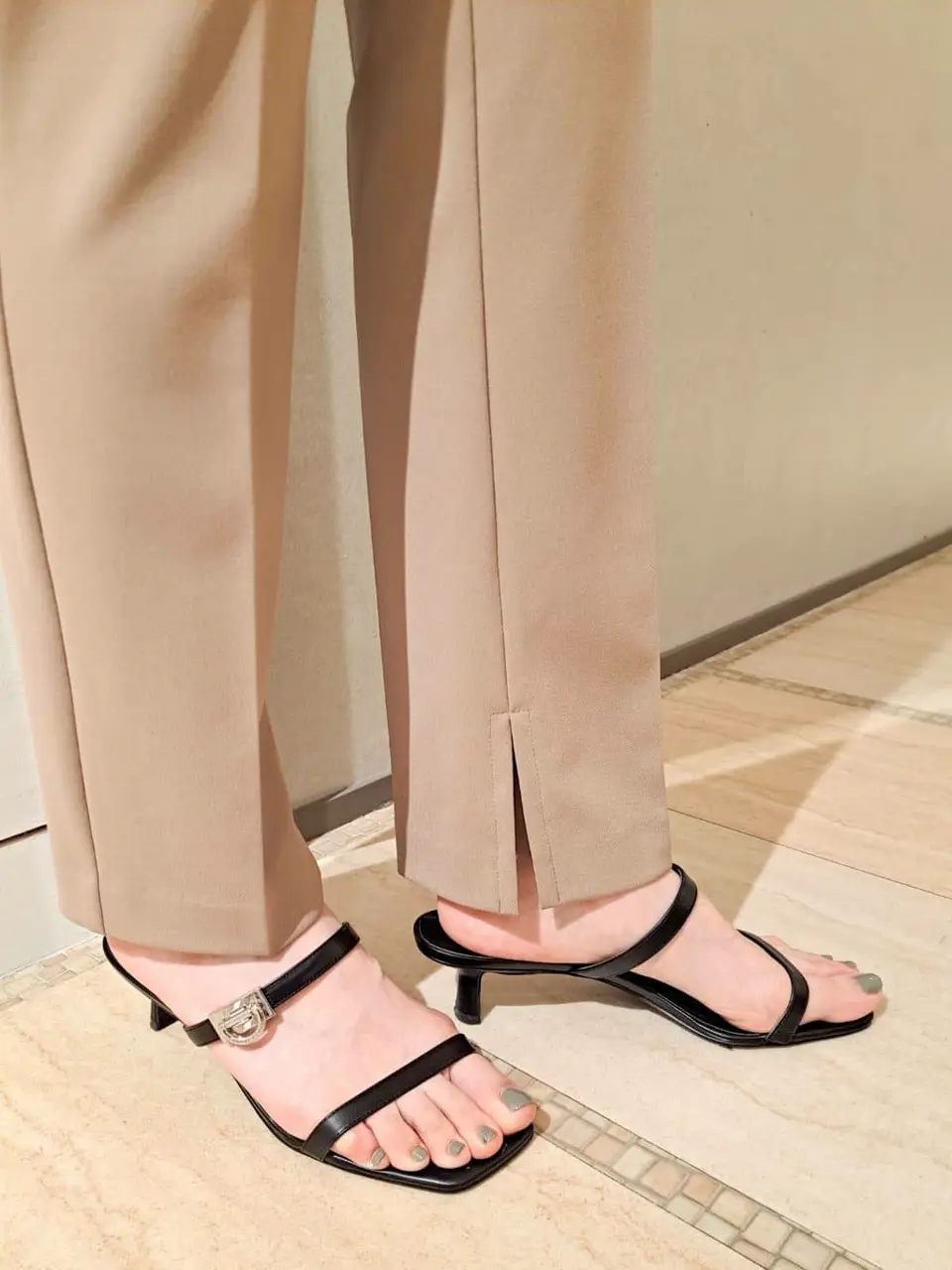 GRACE CONTINENTAL 今野　志保 コーディネート画像