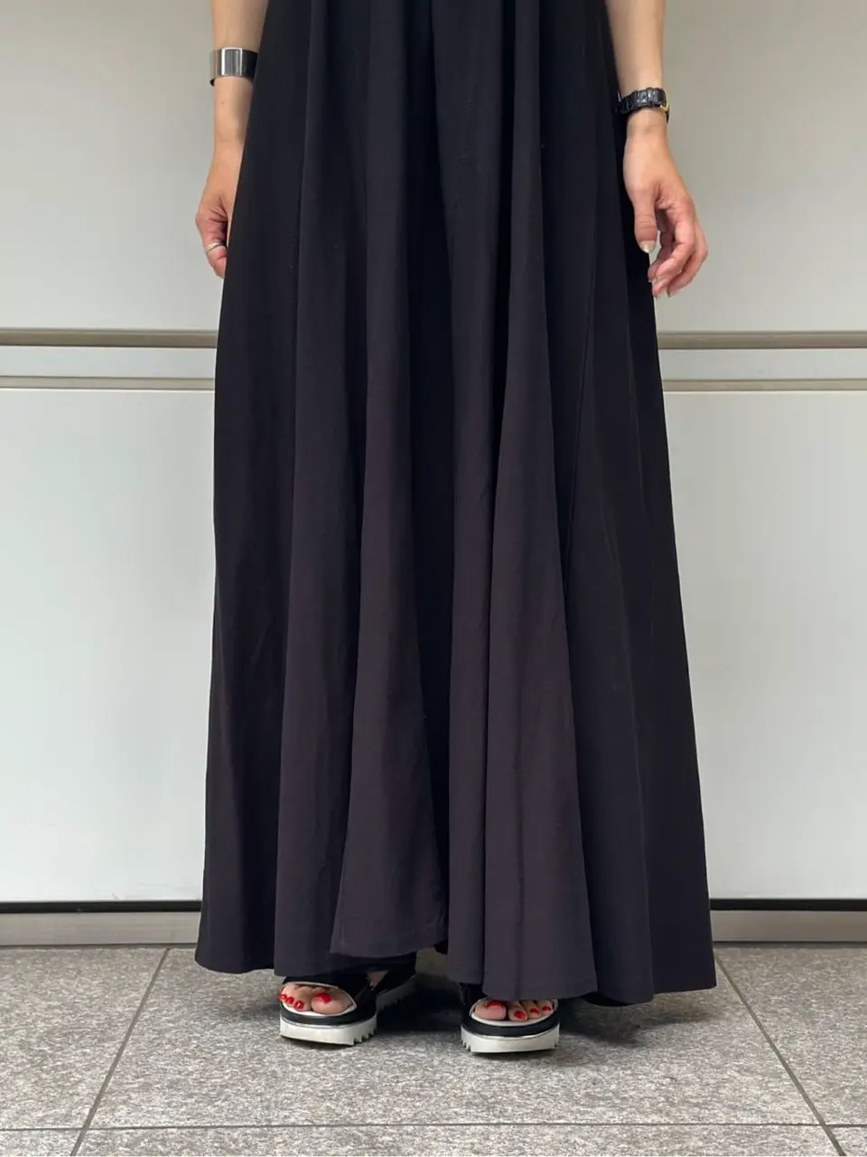 GRACE CONTINENTAL 尾田亜沙美 コーディネート画像