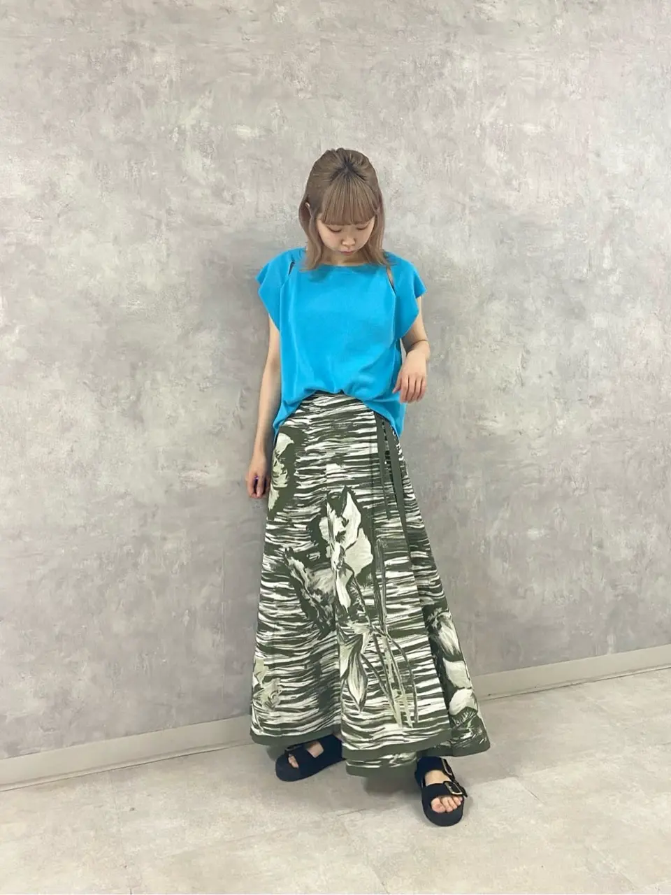 GRACE CONTINENTAL Abe コーディネート画像