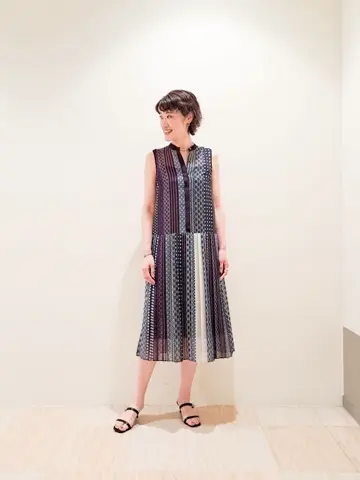 GRACE CONTINENTAL 今野　志保 コーディネート画像