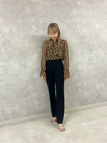 GRACE CONTINENTAL Abe コーディネート画像