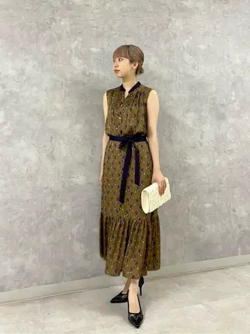 GRACE CONTINENTAL Abe コーディネート画像