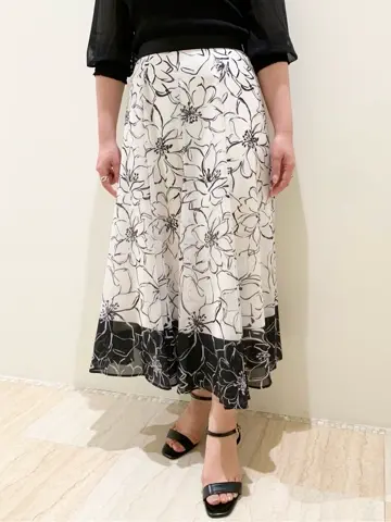 GRACE CONTINENTAL くまさか コーディネート画像