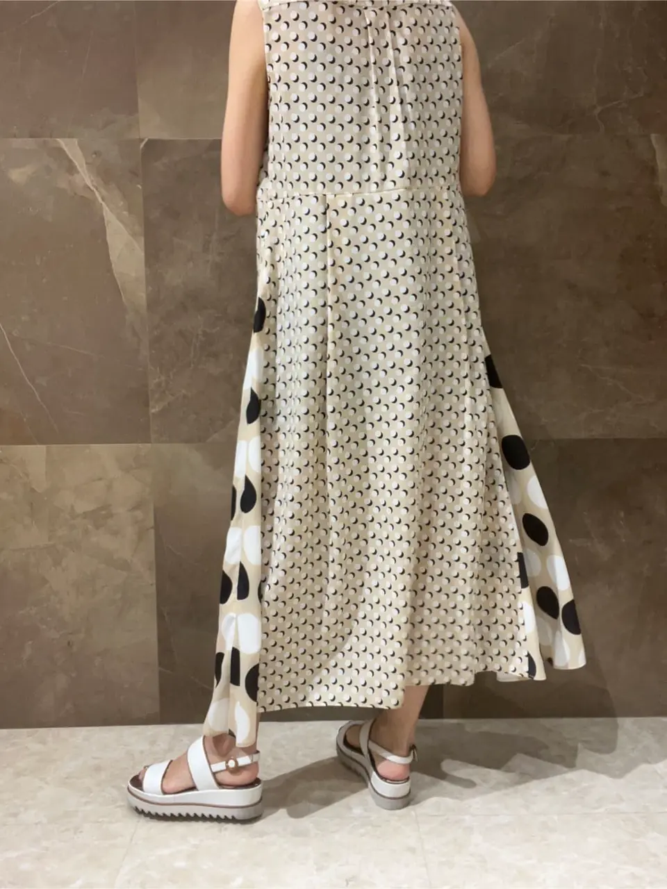 GRACE CONTINENTAL 穐山　香織 コーディネート画像