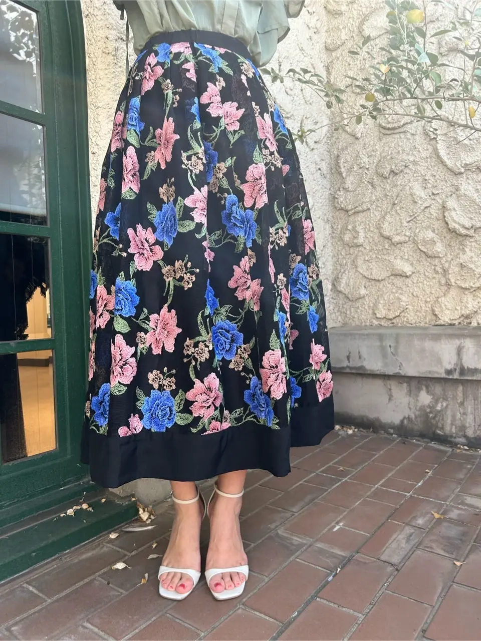 GRACE CONTINENTAL 佐藤　優里香 コーディネート画像