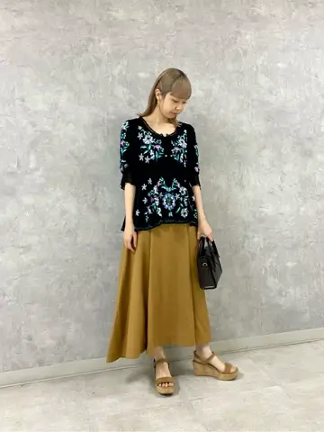 GRACE CONTINENTAL Abe コーディネート画像