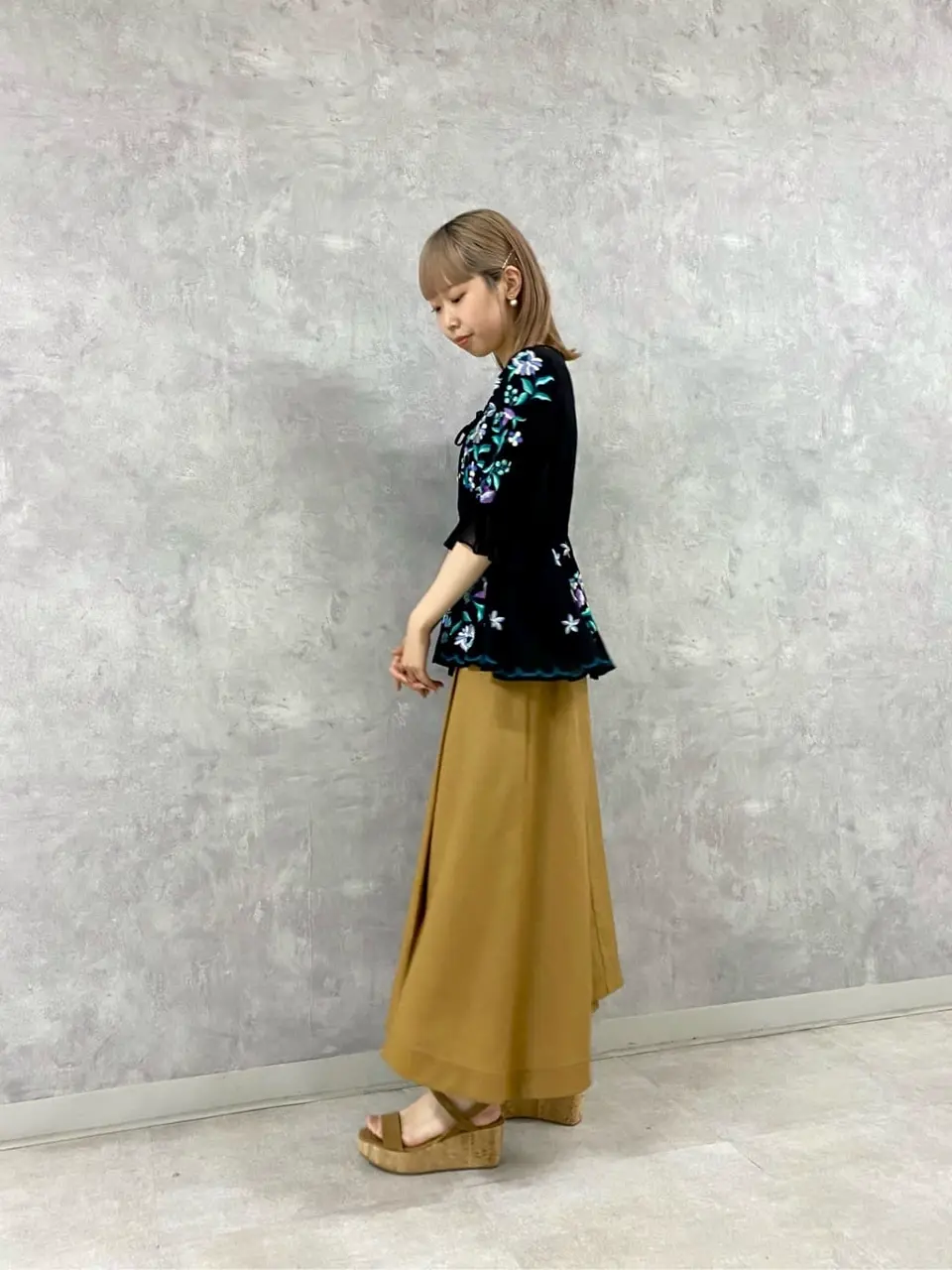 GRACE CONTINENTAL Abe コーディネート画像