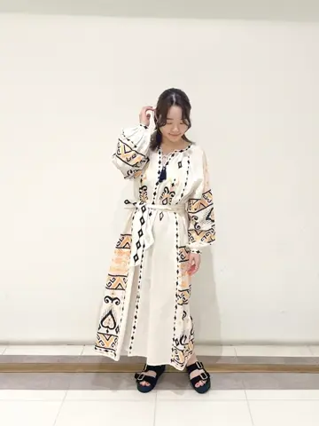 GRACE CONTINENTAL SAYUMI Nagashima コーディネート画像