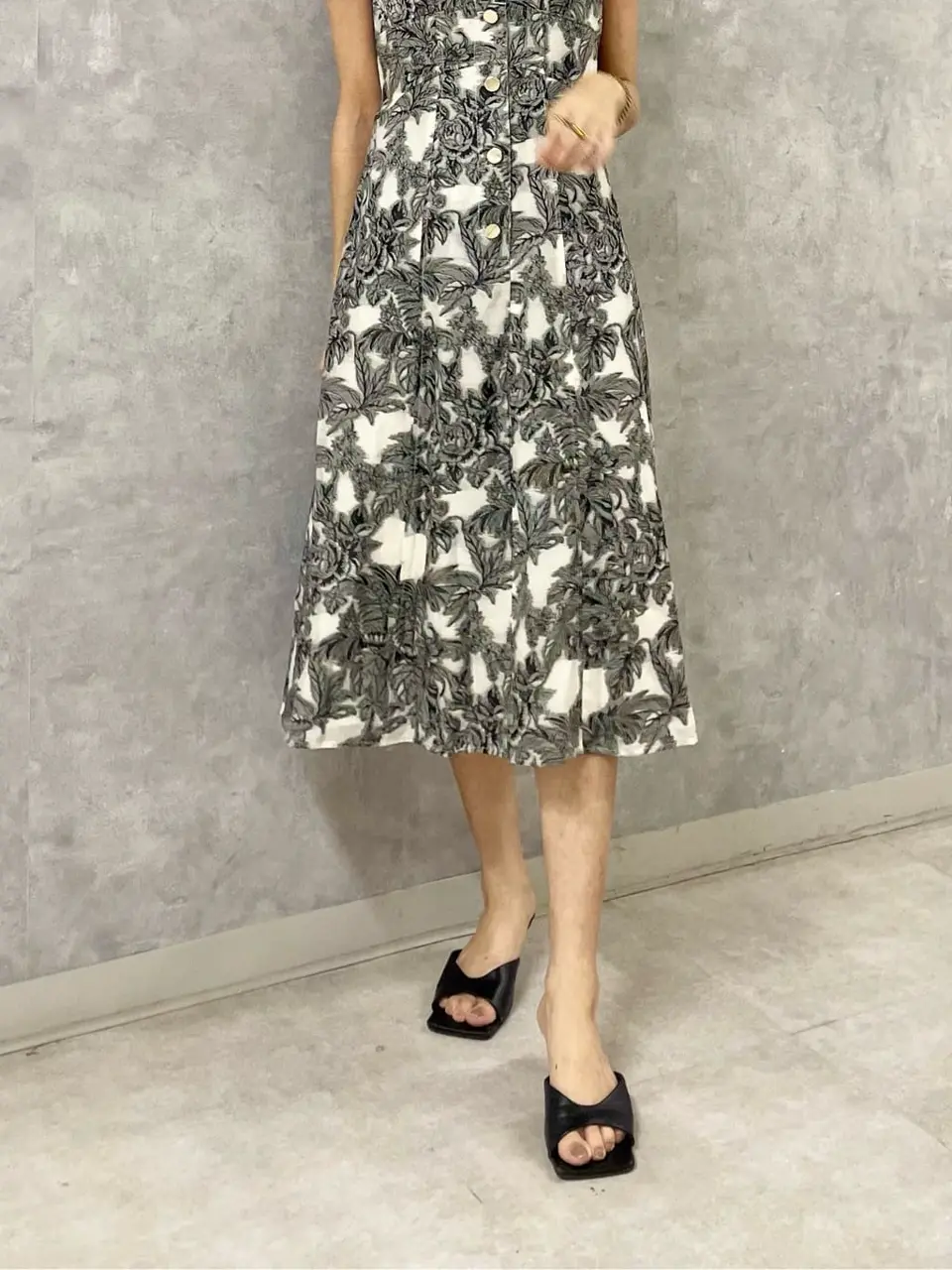 GRACE CONTINENTAL  Sekine コーディネート画像