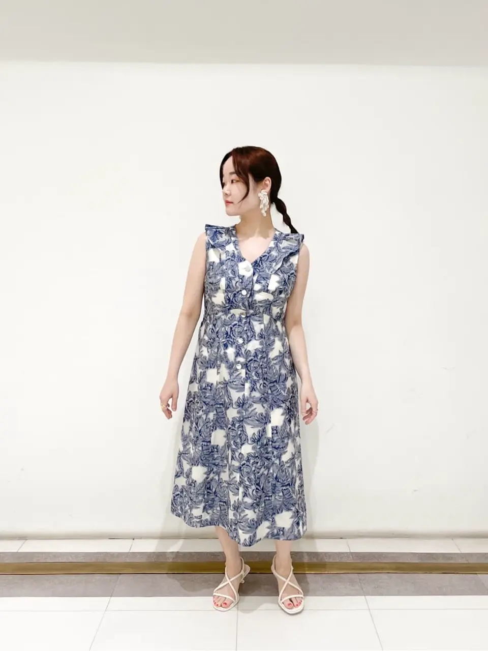 GRACE CONTINENTAL SAYUMI Nagashima コーディネート画像