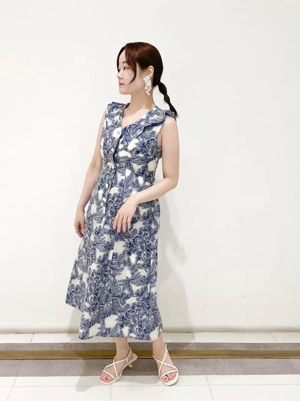 GRACE CONTINENTAL SAYUMI Nagashima コーディネート画像