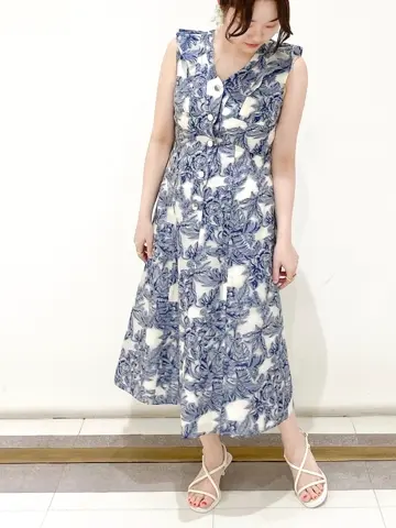 GRACE CONTINENTAL SAYUMI Nagashima コーディネート画像