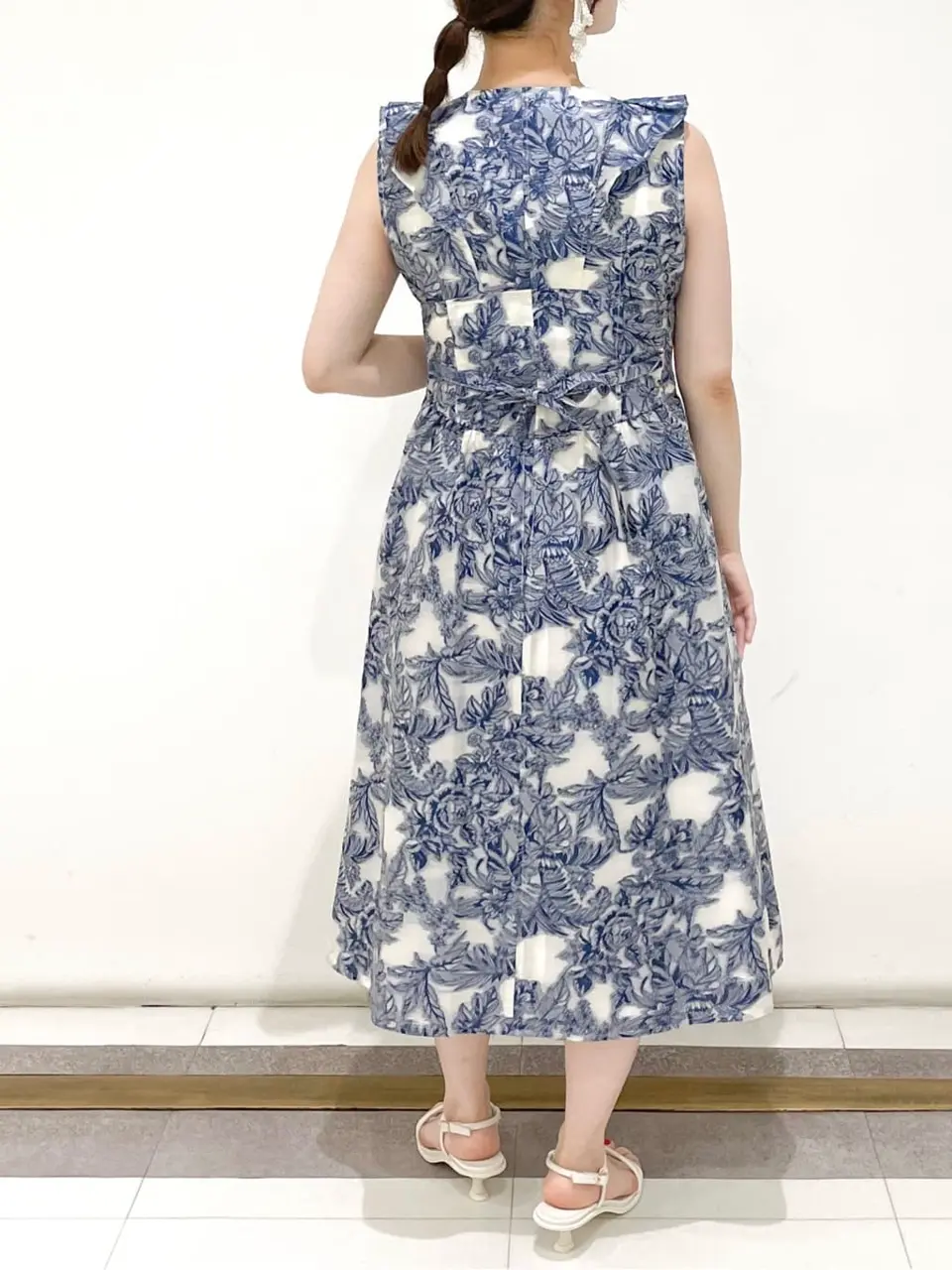 GRACE CONTINENTAL SAYUMI Nagashima コーディネート画像