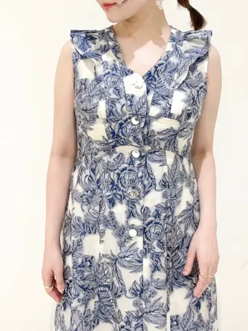 GRACE CONTINENTAL SAYUMI Nagashima コーディネート画像