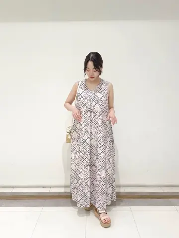 GRACE CONTINENTAL SAYUMI Nagashima コーディネート画像