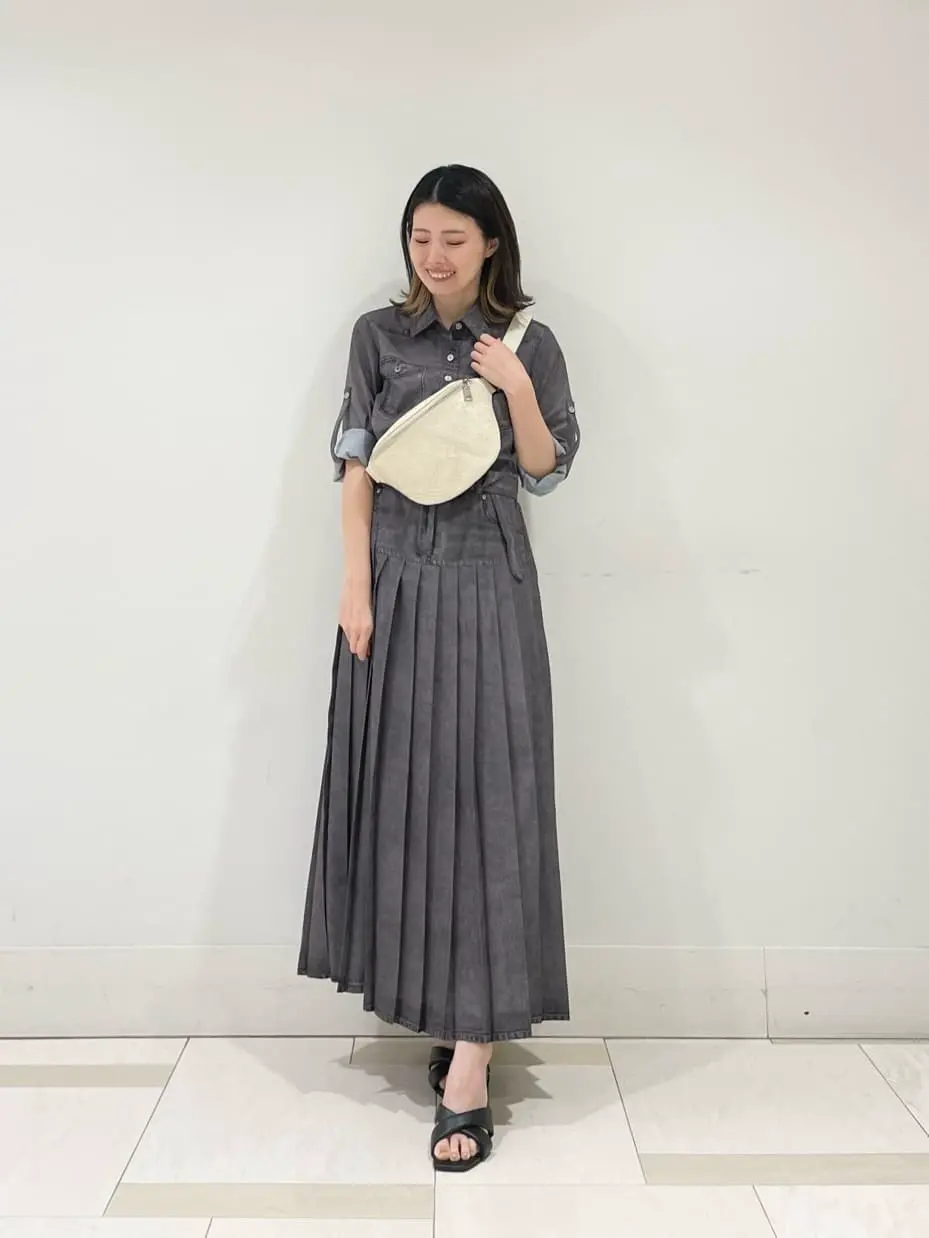 GRACE CONTINENTAL minami コーディネート画像