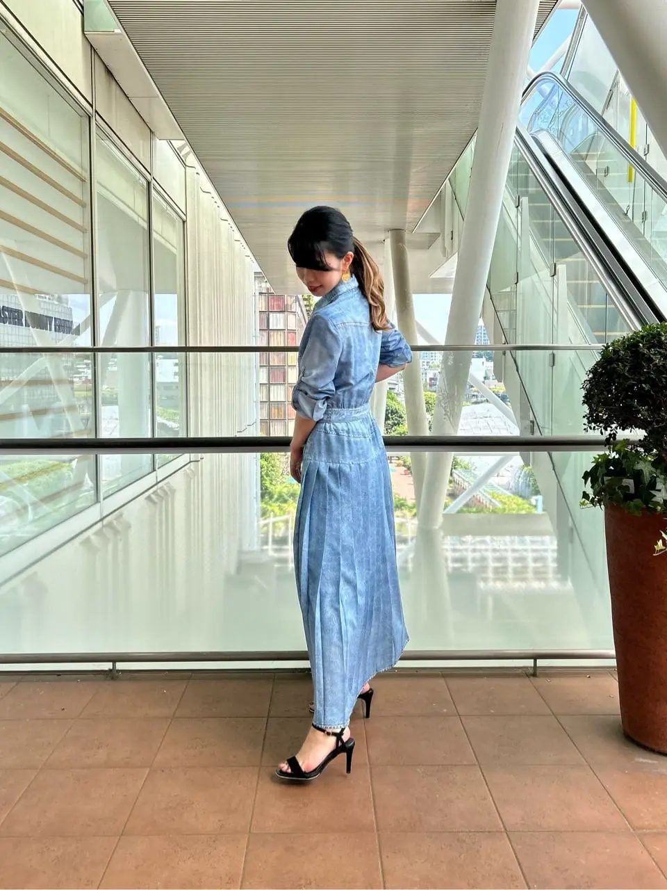 GRACE CONTINENTAL FUKUSHIMA YURIE コーディネート画像