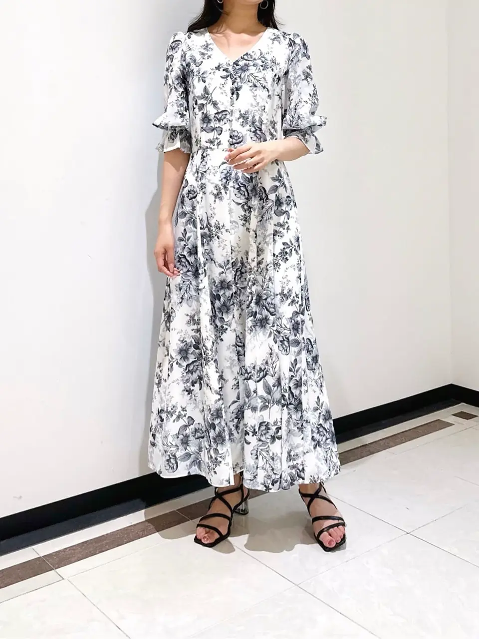 GRACE CONTINENTAL MORITA AI コーディネート画像