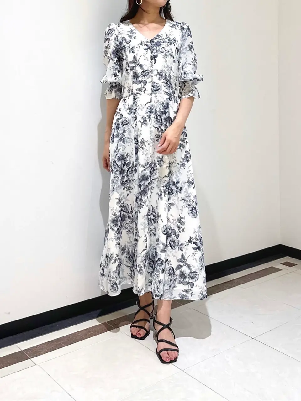 GRACE CONTINENTAL MORITA AI コーディネート画像