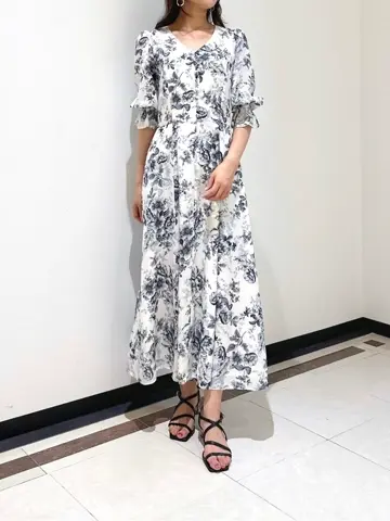 GRACE CONTINENTAL MORITA AI コーディネート画像