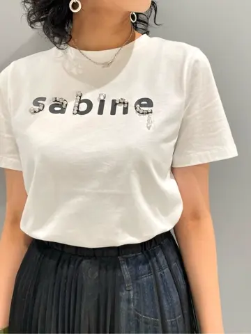 GRACE CONTINENTAL yoshi コーディネート画像