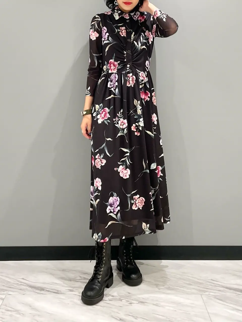 GRACE CONTINENTAL yoshi コーディネート画像