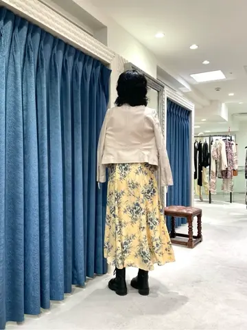 GRACE CONTINENTAL yoshi コーディネート画像