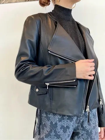 GRACE CONTINENTAL Abe コーディネート画像