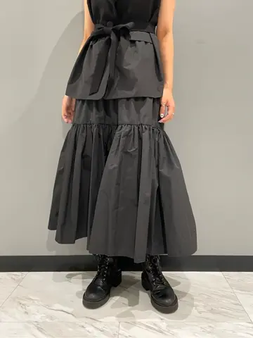 GRACE CONTINENTAL yoshi コーディネート画像