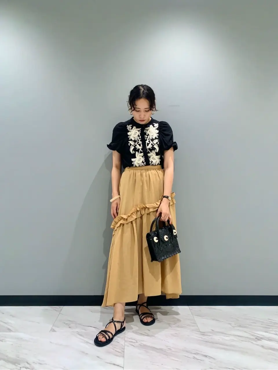 GRACE CONTINENTAL haruka iwasaki コーディネート画像