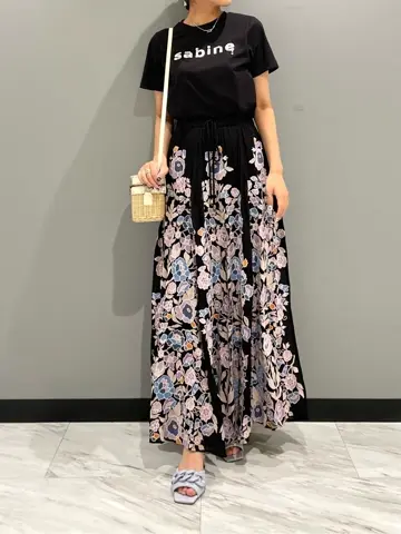 GRACE CONTINENTAL yoshi コーディネート画像