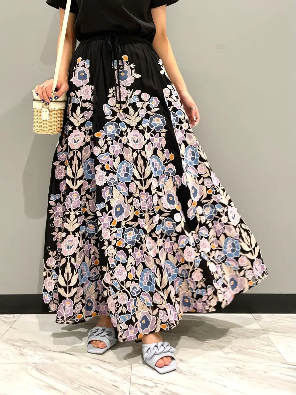 GRACE CONTINENTAL yoshi コーディネート画像