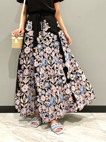 GRACE CONTINENTAL yoshi コーディネート画像