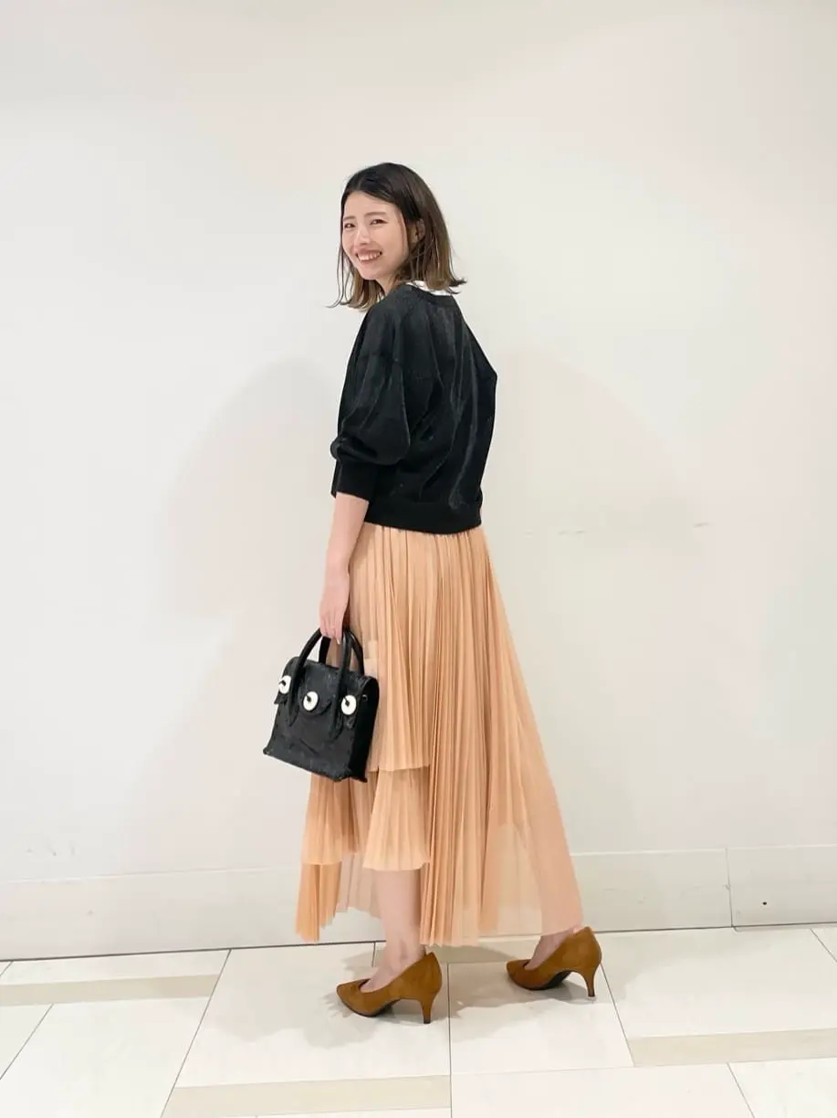 GRACE CONTINENTAL minami コーディネート画像