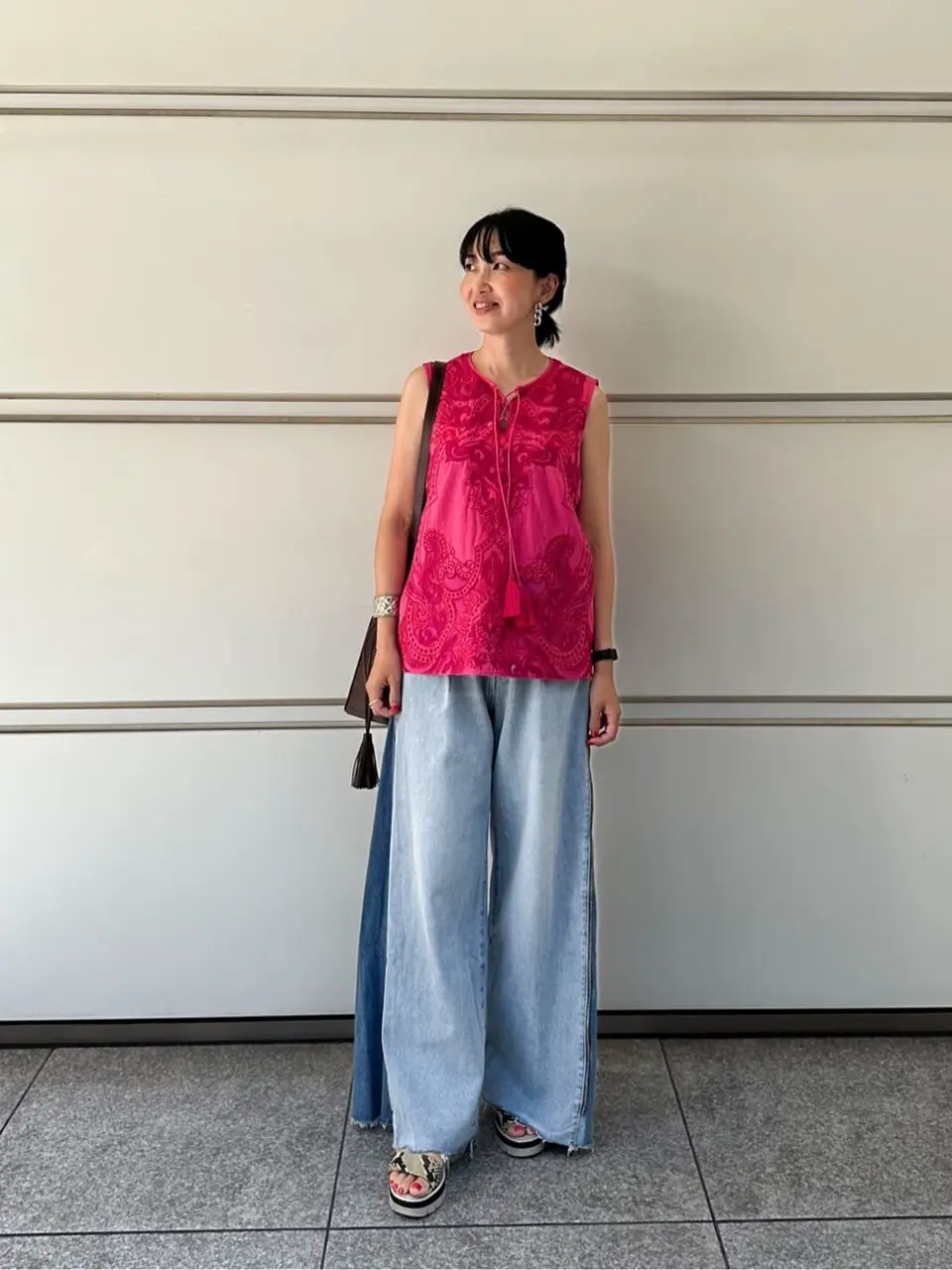  尾田亜沙美 コーディネート画像