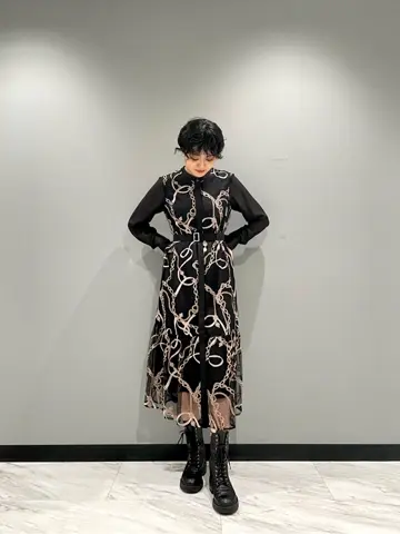 GRACE CONTINENTAL yoshi コーディネート画像