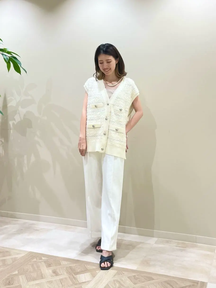 GRACE CONTINENTAL minami コーディネート画像