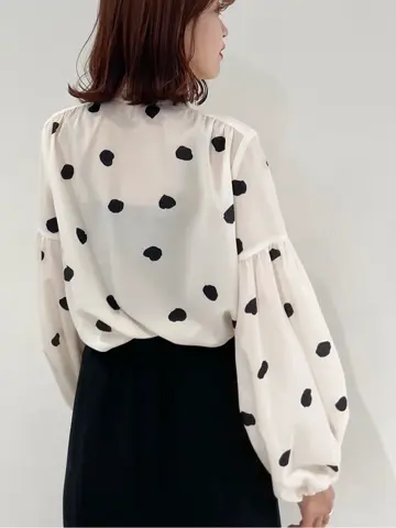 GRACE CONTINENTAL Yuuki NOZAWA コーディネート画像