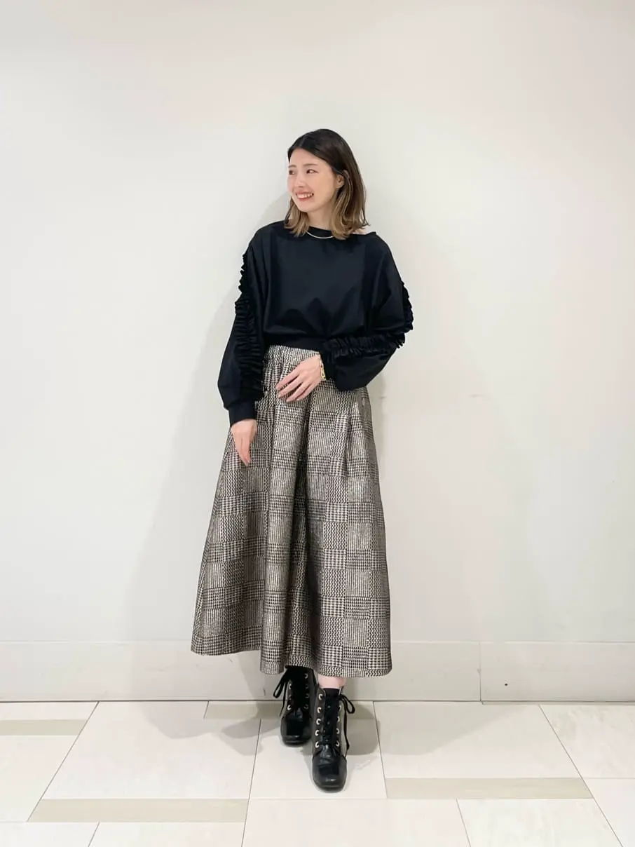 GRACE CONTINENTAL minami コーディネート画像