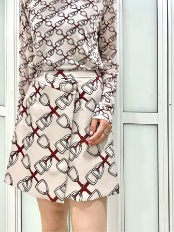 GRACE CONTINENTAL yoshi コーディネート画像