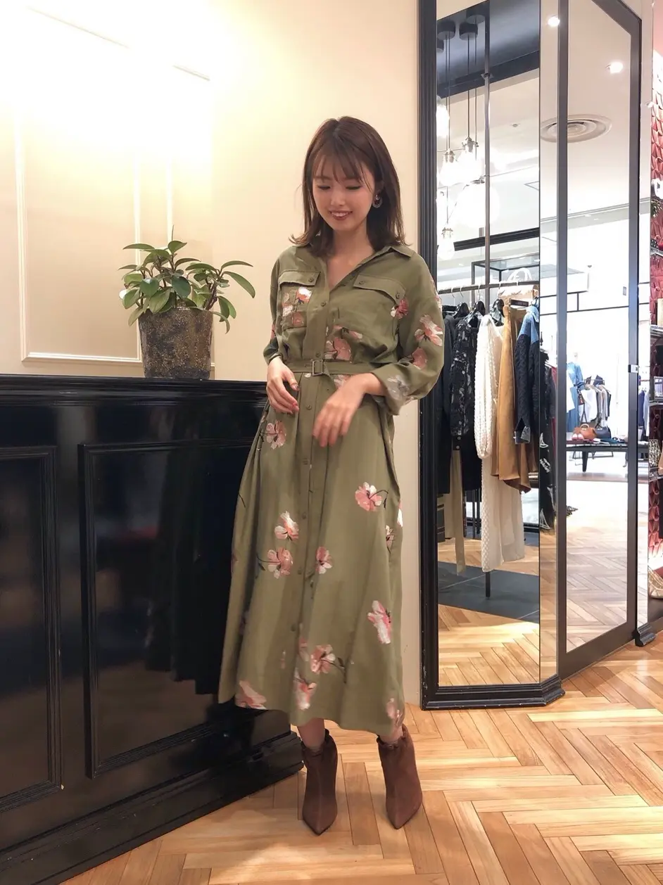 GRACE CONTINENTAL minami コーディネート画像