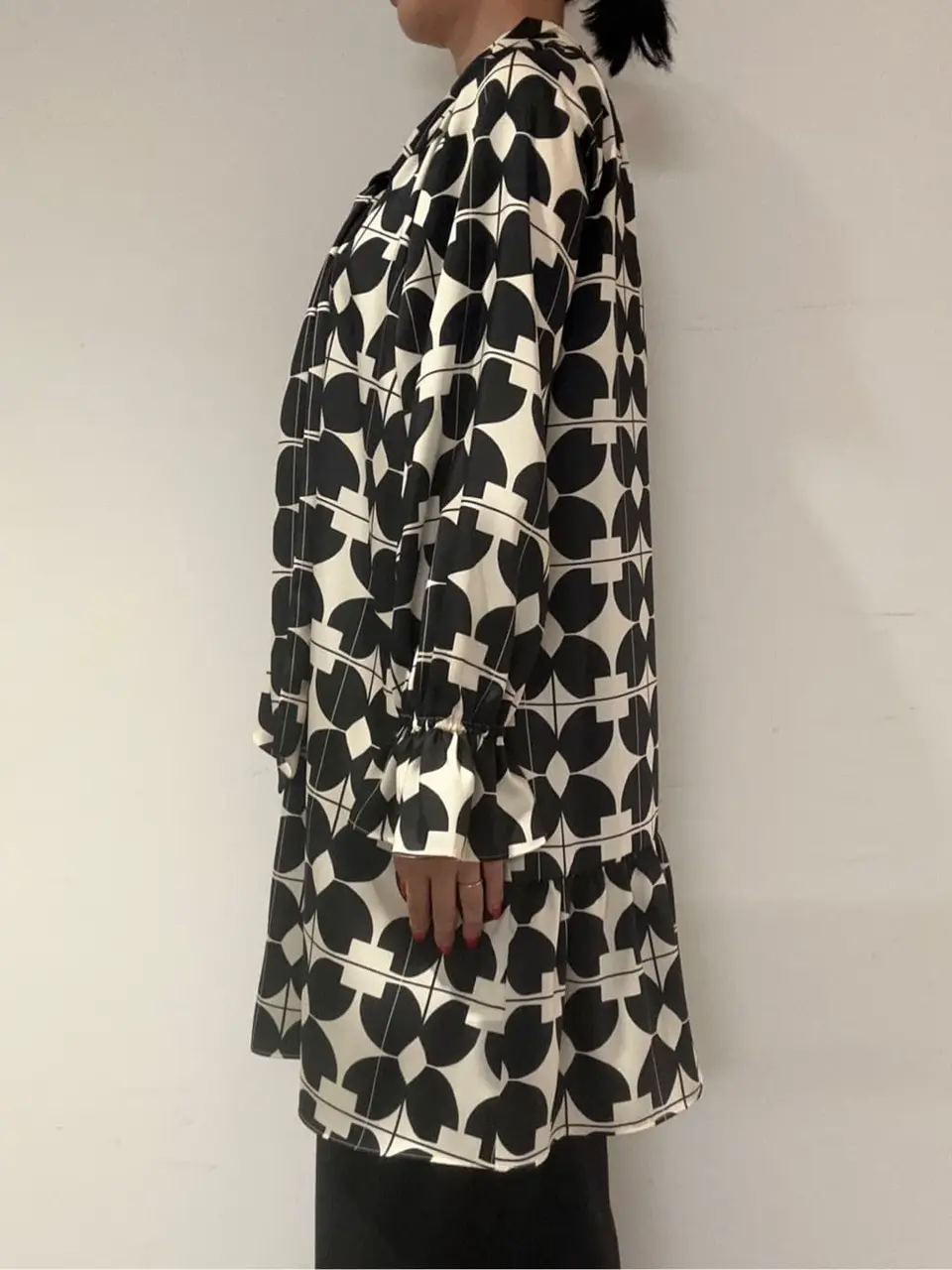 GRACE CONTINENTAL 尾田亜沙美 コーディネート画像