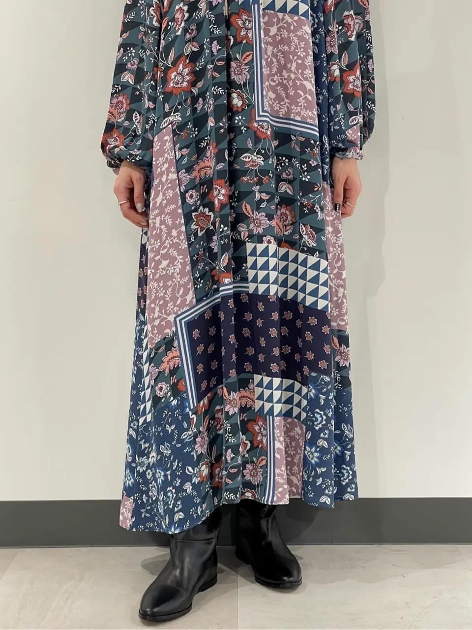 GRACE CONTINENTAL Yuuki NOZAWA コーディネート画像