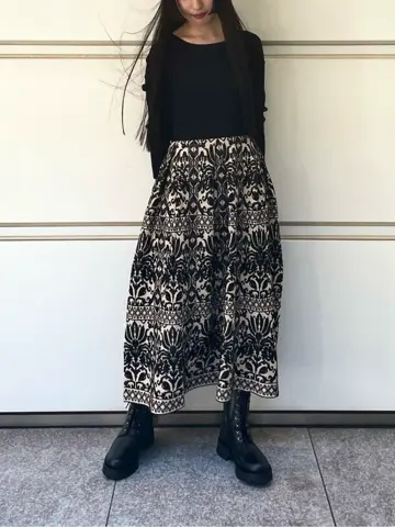 GRACE CONTINENTAL 清水　杏梨 コーディネート画像